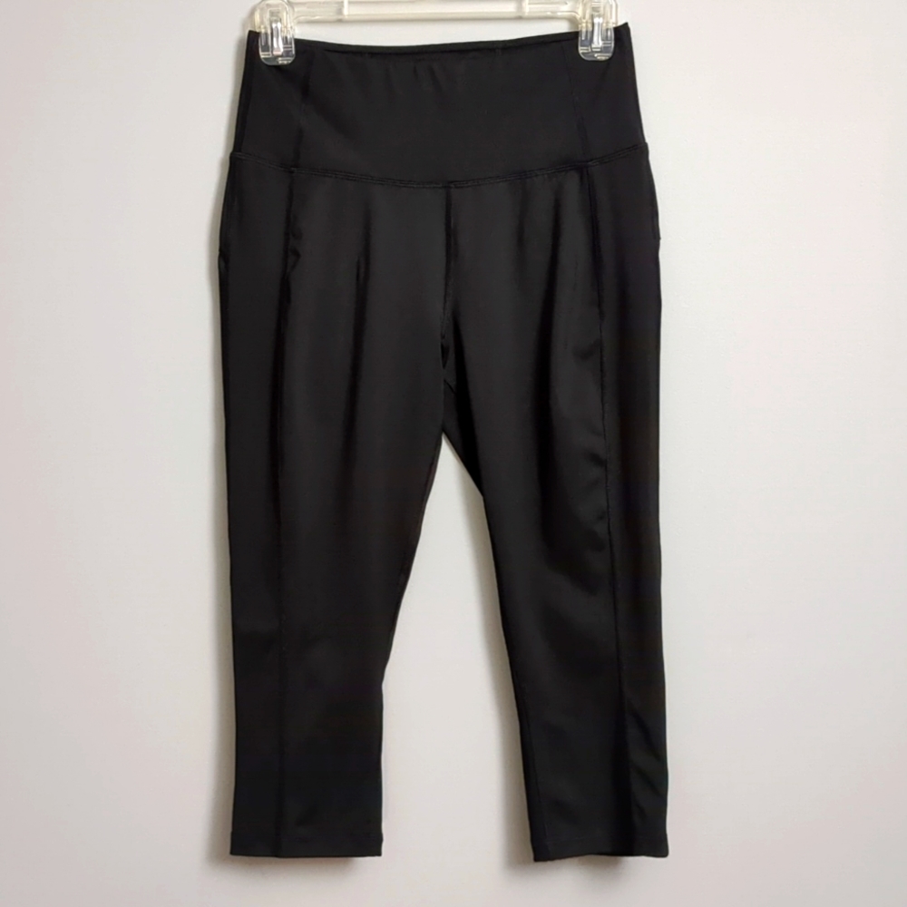 Womens Athletic Capris Size Small